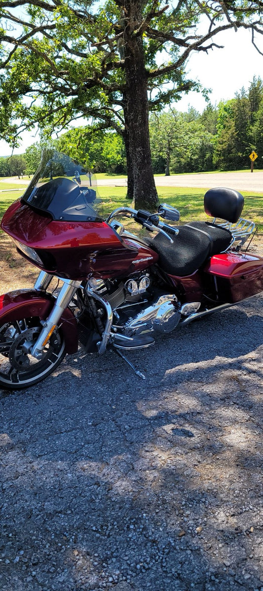 Air-Flow black 3D mesh seat cover fitted on a maroon Harley-Davidson Road Glide